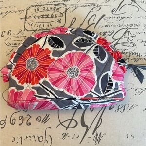 EUC Vera Bradley Ruffle Cosmetic Bag Purse Insert Clutch Bag in Cheery Blossoms